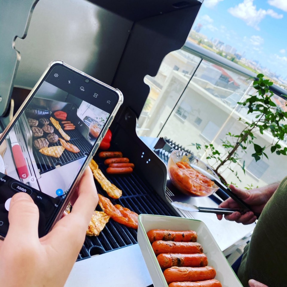 1.	הכירו  את המצלמה שלכם